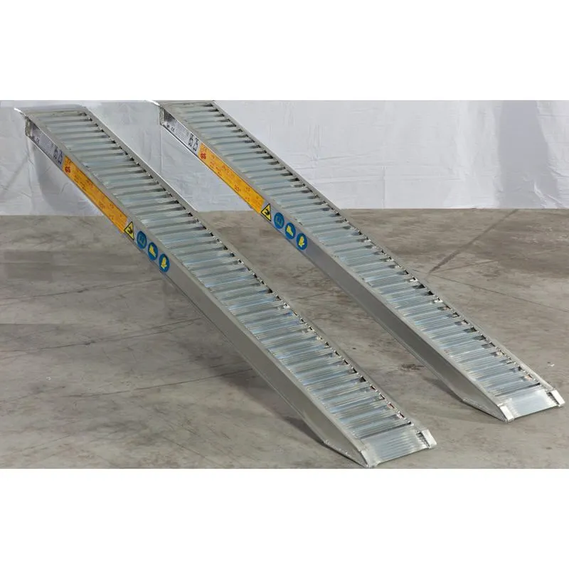 210.35 Rampas de carga en aluminio para rueda y oruga de goma | 3500 mm