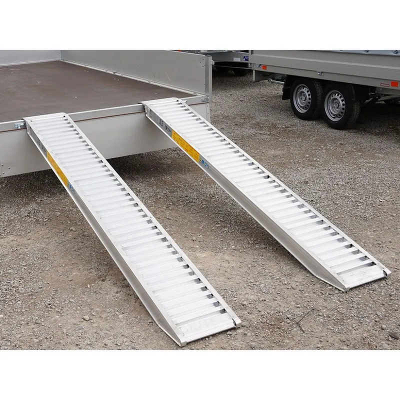 210.35 Rampas de carga en aluminio para rueda y oruga de goma | 3500 mm