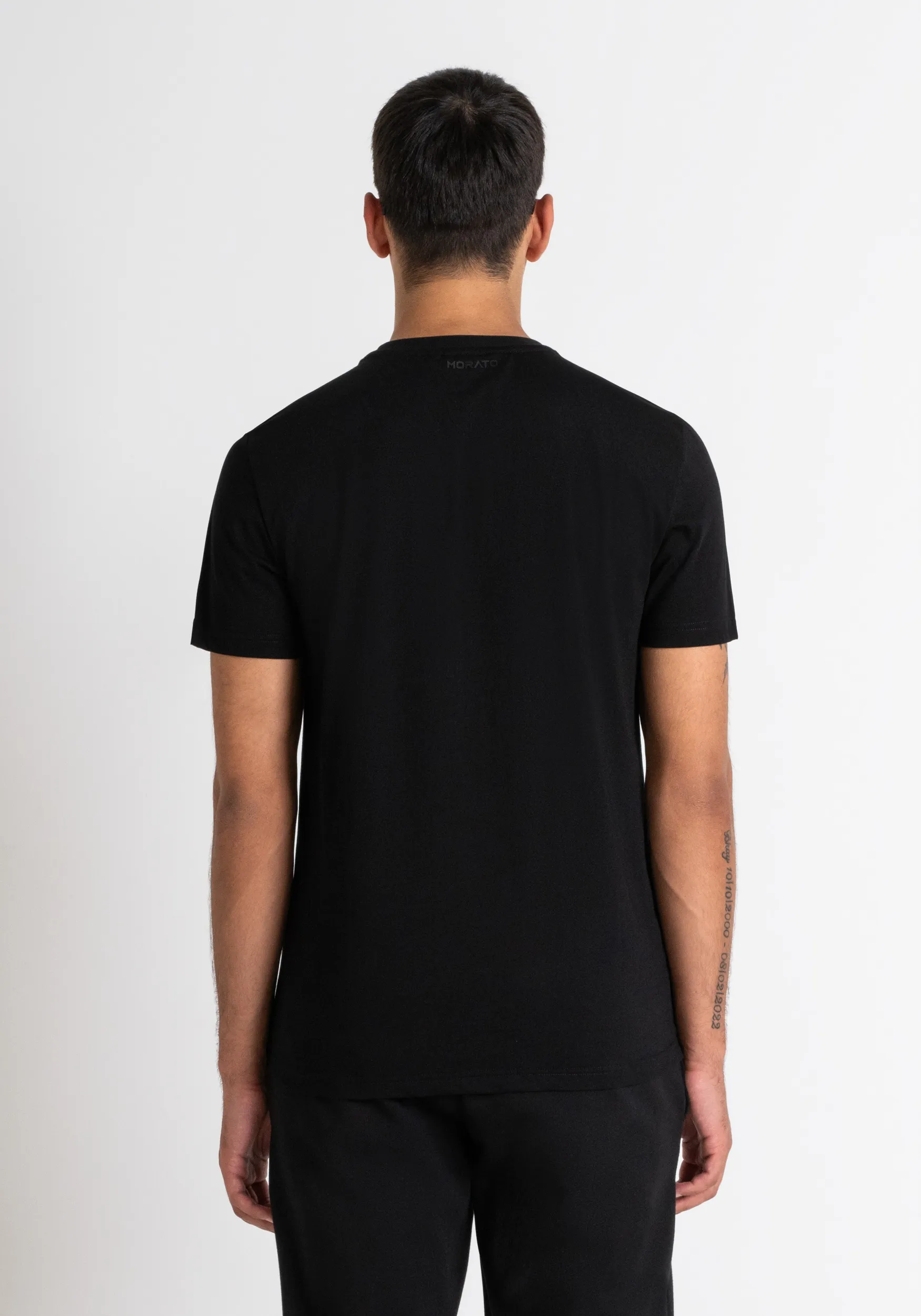 CAMISETA SLIM FIT DE JERSEY DE ALGODÓN NEGRO CON ESTAMPADO DE CALAVERA CIBERNÉTICA